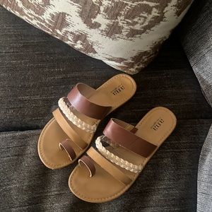 a.n.a sandals